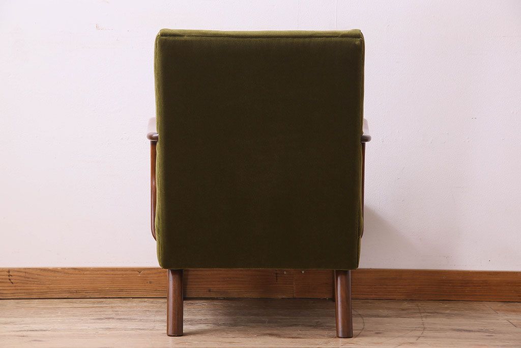 レトロ家具　昭和レトロ　カバ材　落ち着きのあるカラーのアームチェア(シングルソファ)