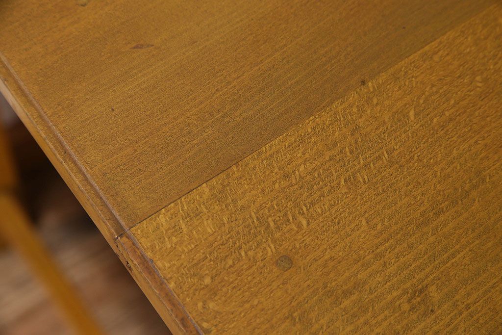 レトロ家具　レトロスタイル　和製アンティークの栓材製片袖机(デスク)