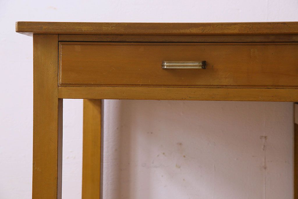 レトロ家具　レトロスタイル　和製アンティークの栓材製片袖机(デスク)