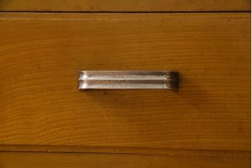 レトロ家具　レトロスタイル　和製アンティークの栓材製片袖机(デスク)