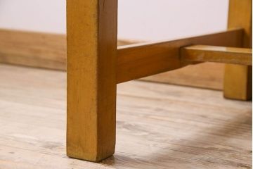 レトロ家具　レトロスタイル　和製アンティークの栓材製片袖机(デスク)