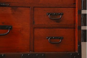 アンティーク家具　明治期!迫力のある鉄脚付き時代箪笥ローボード