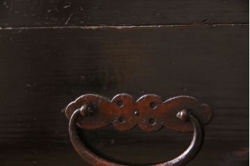 アンティーク家具　古民具・骨董　明治期　六尺　台輪付き!結霜ガラス引き戸の大川箪笥サイドボード(水屋箪笥)(2)