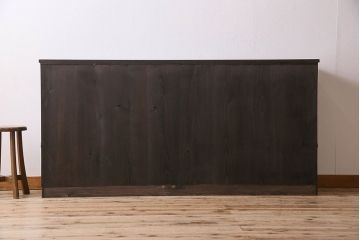 アンティーク家具　古民具・骨董　明治期　六尺　台輪付き!結霜ガラス引き戸の大川箪笥サイドボード(水屋箪笥)(2)