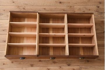 アンティーク家具　珍しい両面使い仕様!モールガラス引き戸のアンティーク作業台