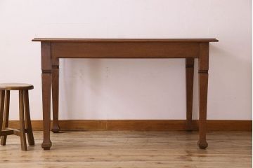 アンティーク家具　フランスアンティーク　おしゃれなデザインのダイニングテーブル(2)