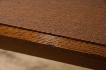 アンティーク家具　フランスアンティーク　おしゃれなデザインのダイニングテーブル(2)