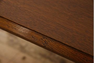 アンティーク家具　フランスアンティーク　おしゃれなデザインのダイニングテーブル(2)