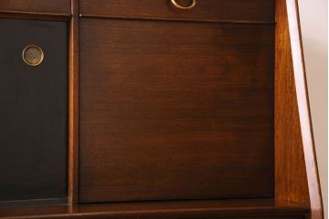 G-PLAN(ジープラン)　北欧スタイル家具　BBシリーズ　サイドボード(サイドキャビネット)