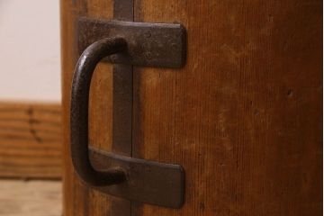 アンティーク雑貨　古民具・骨董　古い木の質感が味わい深い一斗マス・斗棒(植木鉢)