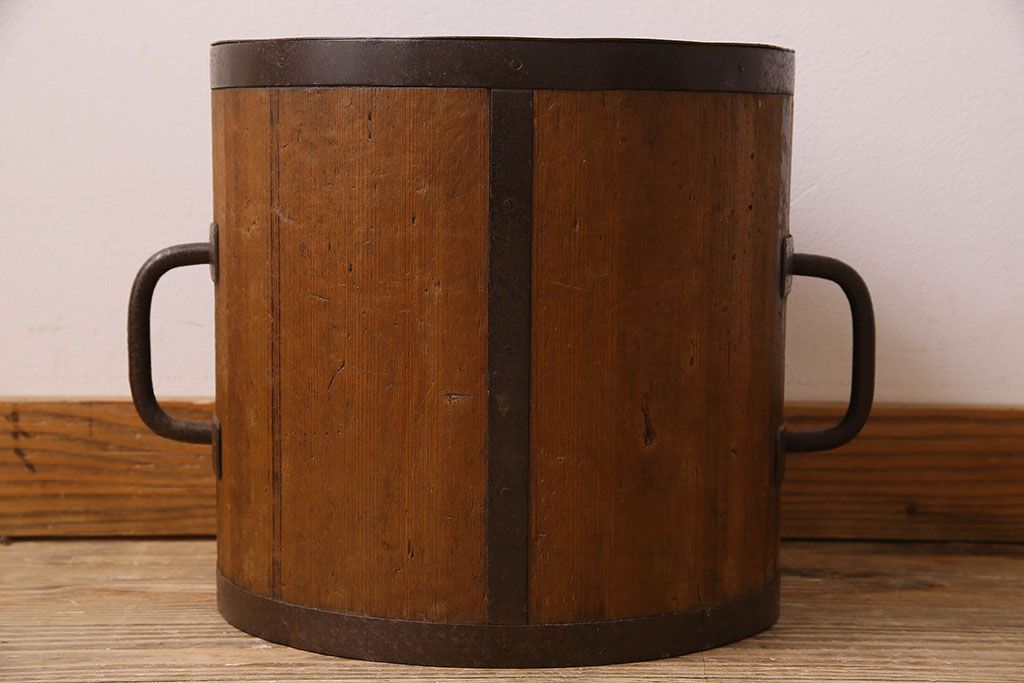 アンティーク雑貨　古民具・骨董　古い木の質感が味わい深い一斗マス・斗棒(植木鉢)