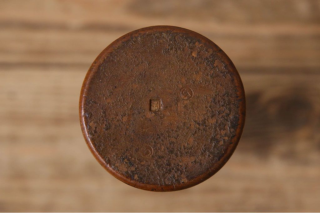 アンティーク雑貨　古民具・骨董　古い木の質感が味わい深い一斗マス・斗棒(植木鉢)