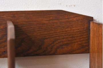 アンティーク雑貨　昭和レトロ　引き出し付き!古い木の小さな本立て(卓上収納)