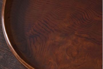 アンティーク雑貨　古民具・骨董　漆塗り　カラマツの木目が魅力的なくりぬき盆(トレー)