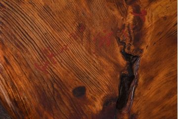 アンティーク雑貨　古民具・骨董　漆塗り　カラマツ材　節が味わい深い盆(トレー)