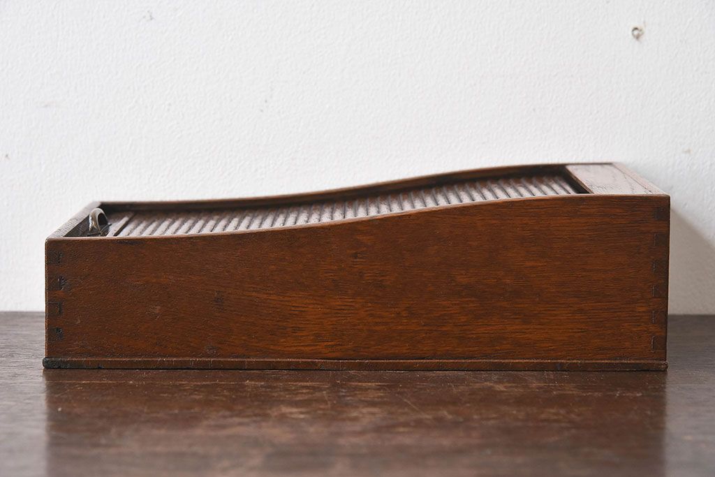 アンティーク雑貨　和製アンティーク　シャッター扉付きペン入れ(小物入れ、道具箱)