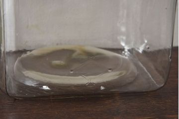 アンティーク雑貨　古い駄菓子屋のガラス瓶(ビン)2個セット(1)