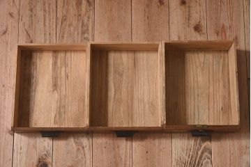 アンティーク家具　和製アンティーク　総桐材　古い木の小引き出し(小物入れ、裁縫箱)