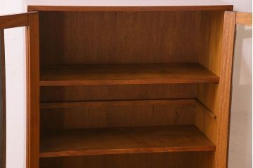 レトロ家具　昭和レトロ　シンプルなデザインの本箱(ブックケース、収納箱)