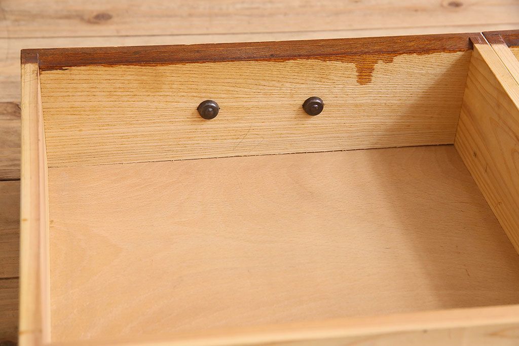 レトロ家具　昭和レトロ　シンプルなデザインの本箱(ブックケース、収納箱)