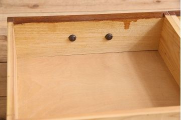 レトロ家具　昭和レトロ　シンプルなデザインの本箱(ブックケース、収納箱)