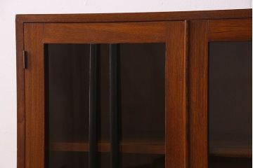 レトロ家具　昭和レトロ　シンプルなデザインの本箱(ブックケース、収納箱)