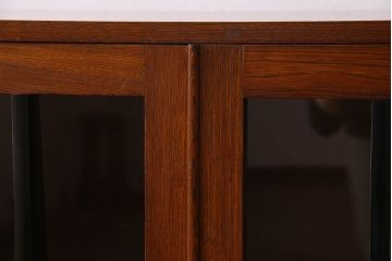 レトロ家具　昭和レトロ　シンプルなデザインの本箱(ブックケース、収納箱)