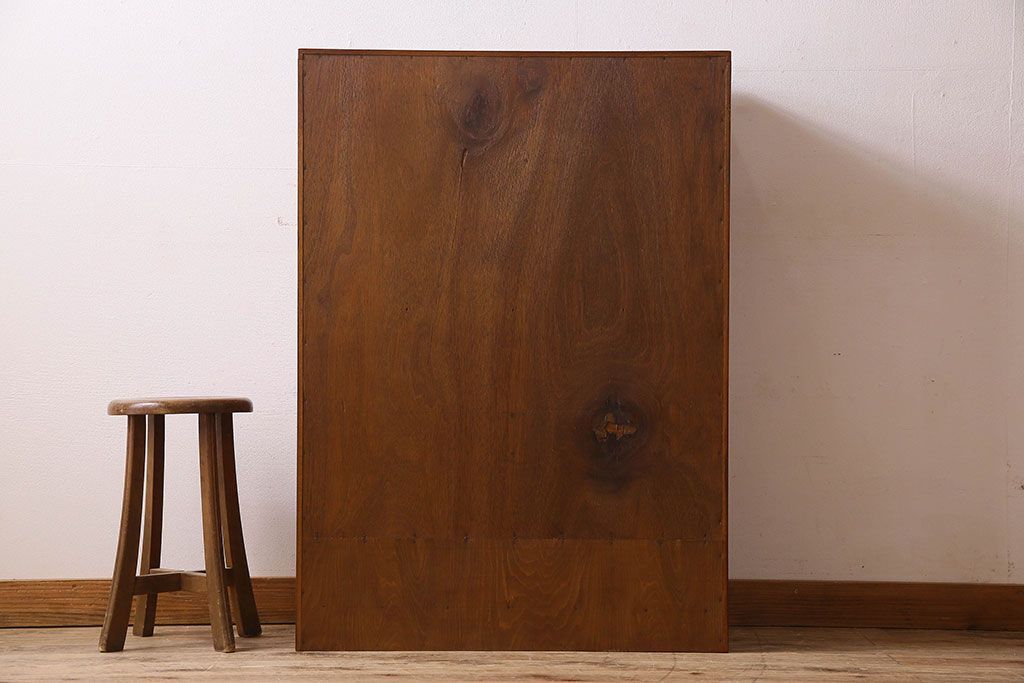 レトロ家具　昭和レトロ　シンプルなデザインの本箱(ブックケース、収納箱)