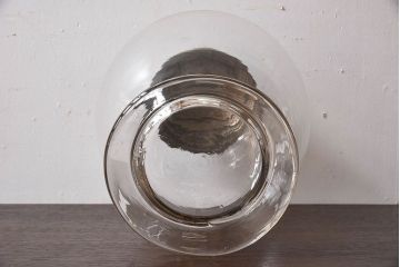 アンティーク雑貨　昭和レトロ　愛らしいデザインの地球瓶(ガラス瓶)(2)