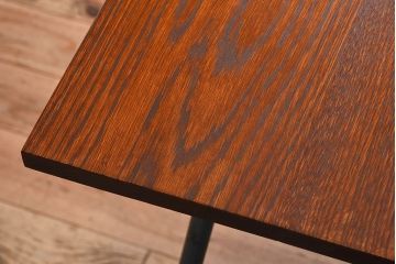 レトロ家具　昭和レトロ　折り畳み式鉄脚テーブル(机、作業台、アイアンテーブル)