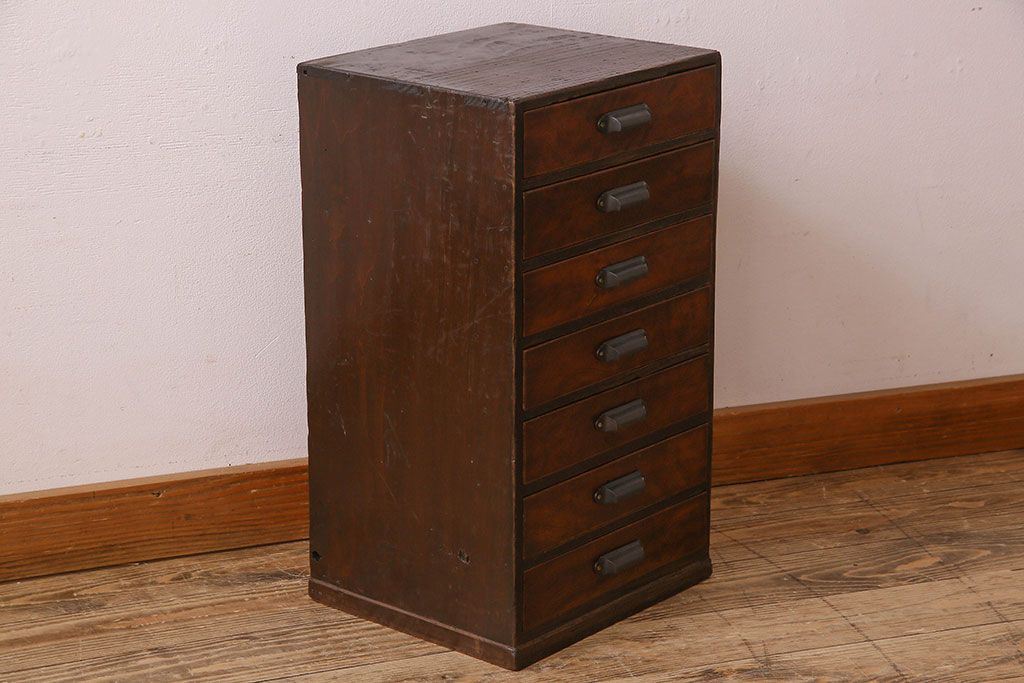 アンティーク家具　和製アンティーク　前面ケヤキ材　7段の小引き出し(小物入れ、裁縫箱)