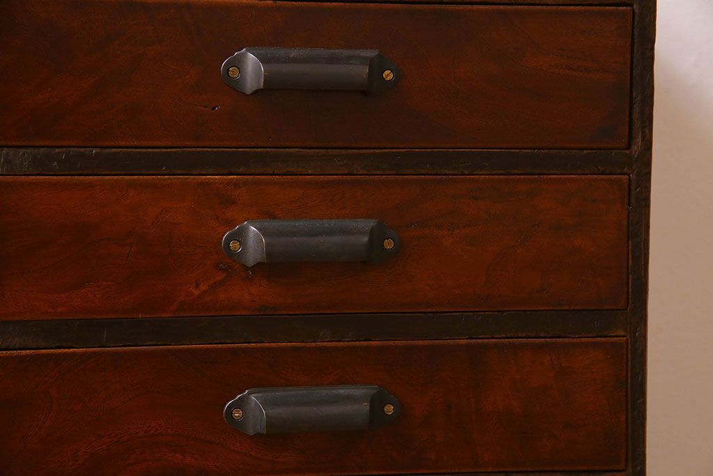 アンティーク家具　和製アンティーク　前面ケヤキ材　7段の小引き出し(小物入れ、裁縫箱)