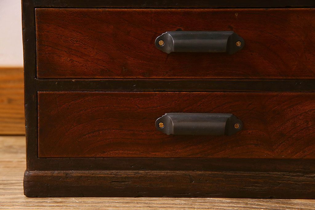 アンティーク家具　和製アンティーク　前面ケヤキ材　7段の小引き出し(小物入れ、裁縫箱)