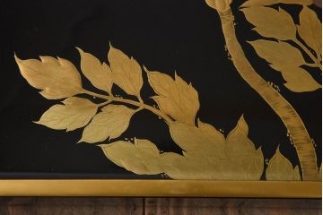 アンティーク雑貨　古民具・骨董　高級品!牡丹の蒔絵が漆塗りに良く映える盆(トレー)2枚セット