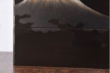 アンティーク雑貨　古民具・骨董　外箱付き　富士の蒔絵が描かれた漆重箱(野弁当箱)