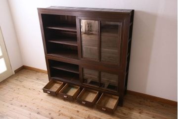 アンティーク家具　和製アンティーク　六尺　二段重ね関西収納棚(戸棚、水屋箪笥、ガラスケース)