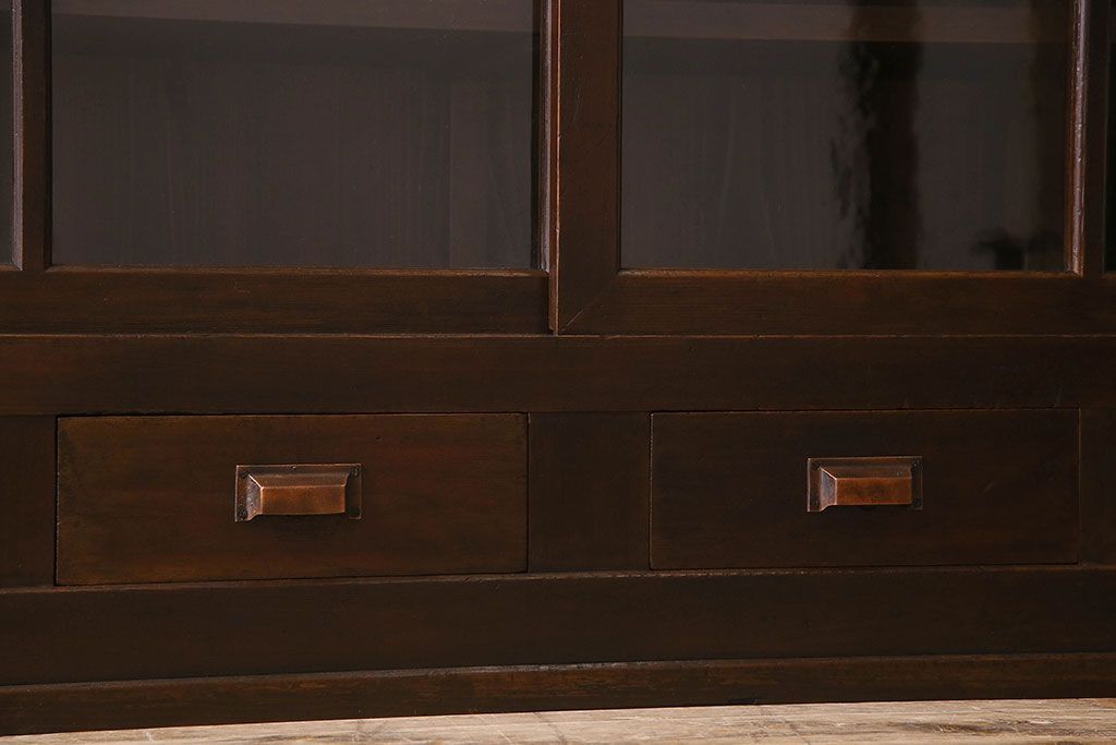 アンティーク家具　和製アンティーク　六尺　二段重ね関西収納棚(戸棚、水屋箪笥、ガラスケース)