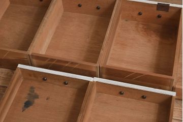 アンティーク家具　アンティークペイント　可愛らしい色合いの薄型片袖机(デスク、在宅ワーク、在宅用作業台、テーブル)