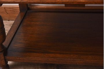 アンティーク家具　フランスアンティーク　オーク材　優美な佇まいのサイドキャビネット(サイドボード)