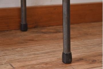アンティーク家具　和製アンティーク　ケヤキ材一枚板!古材の質感が味わい深い鉄脚テーブル(作業台、アイアンテーブル)
