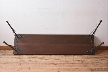 アンティーク家具　和製アンティーク　朴の木材天板　古材の質感が味わい深い鉄脚テーブル(作業台、アイアンテーブル)
