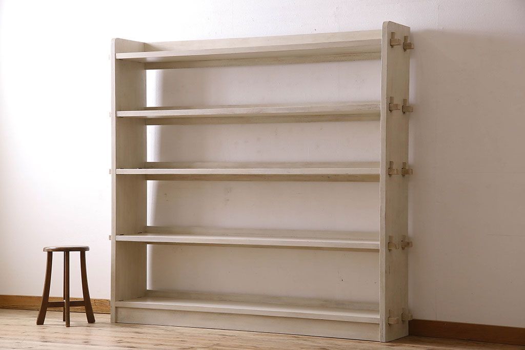 アンティークペイント家具　特大!ホワイトカラーが素敵な本棚(飾り棚、ディスプレイラック)