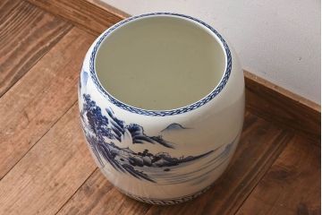 アンティーク雑貨　古民具・骨董　山水図で覆われたアンティーク瀬戸火鉢(鉢カバー)