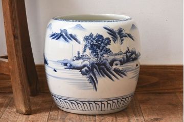アンティーク雑貨　古民具・骨董　山水図で覆われたアンティーク瀬戸火鉢(鉢カバー)(2)