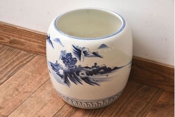 アンティーク雑貨　古民具・骨董　山水図が魅力的なアンティーク瀬戸火鉢(鉢カバー)
