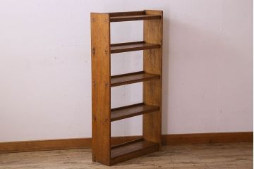 レトロ家具　昭和レトロ　古いラワン材の質感が味わい深い本棚(飾り棚、ディスプレイラック)