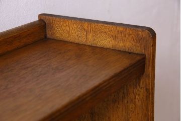 レトロ家具　昭和レトロ　古いラワン材の質感が味わい深い本棚(飾り棚、ディスプレイラック)