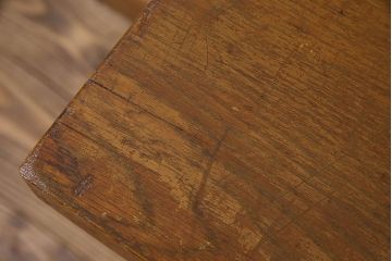 レトロ家具　昭和レトロ　ナラ材一枚板の重厚な鉄脚ベンチ(長椅子、アイアンベンチ)(1)