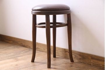 アンティーク家具　イギリスアンティーク　落ち着いた色合いが素敵なベントウッドスツール(クッションチェア、椅子、丸イス)