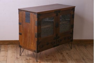 アンティーク家具　和製アンティーク　美しい結霜ガラス入りの箪笥ローボード(ローチェスト、収納棚)